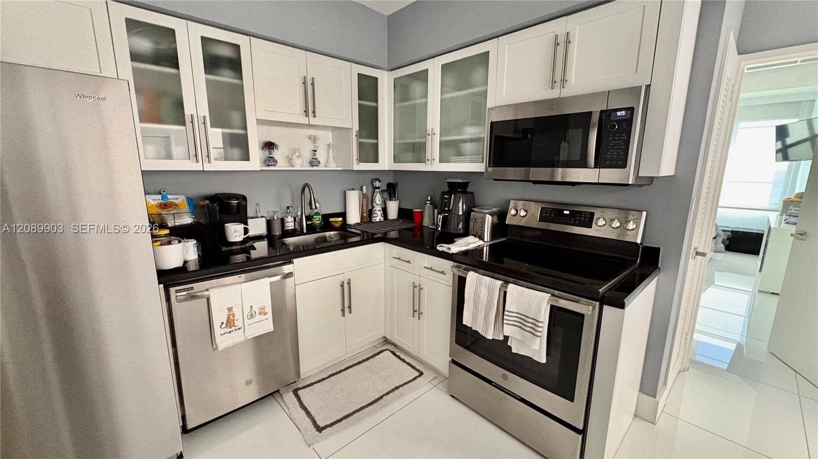 5700 Collins Avenue, #11B, Miami Beach, FL 33140 Photo 10