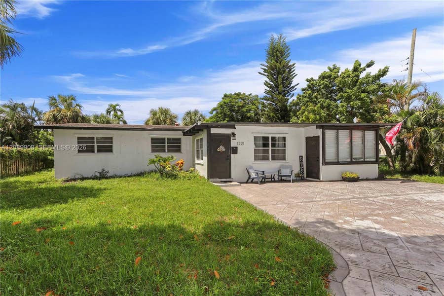 Property photo for 1221 NE 26th Avenue, Pompano Beach, FL