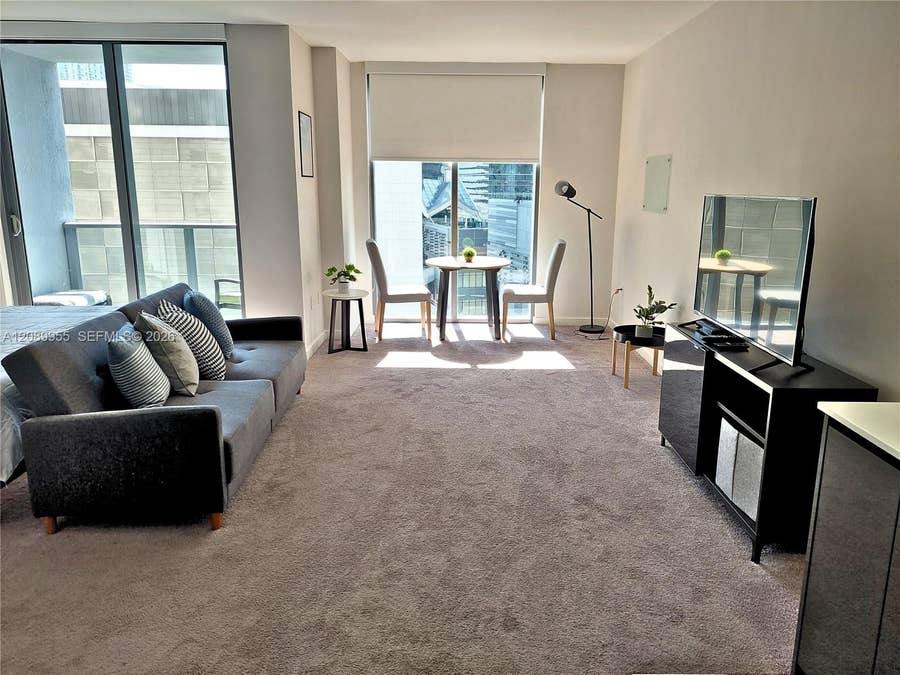 Property photo for 31 SE 6th Street, #1405, Miami, FL