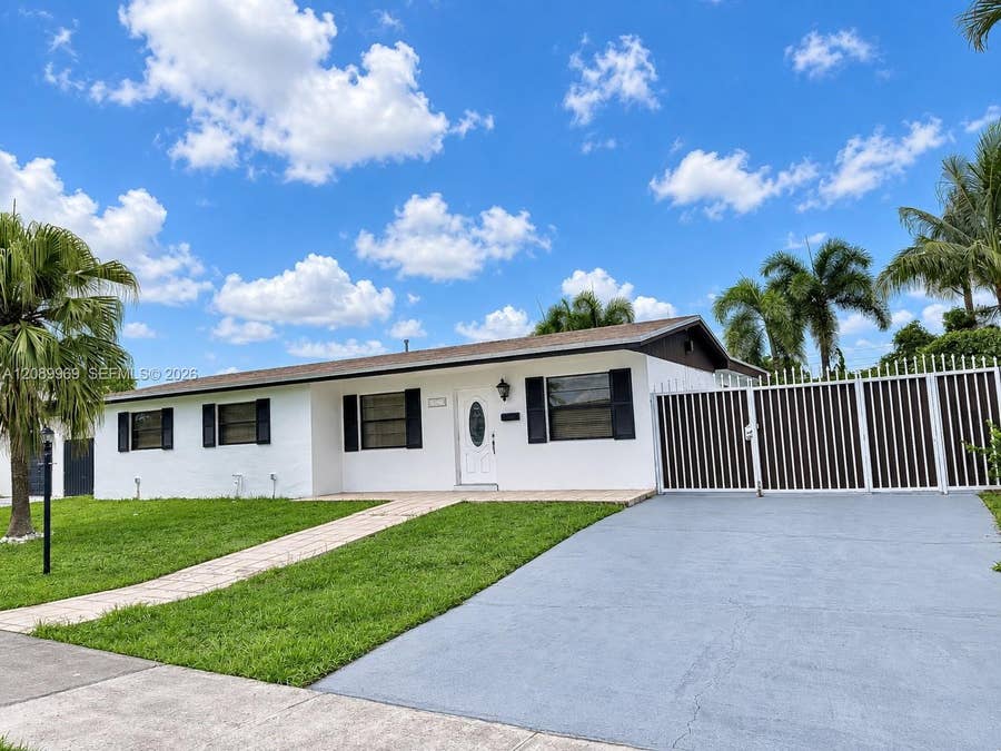 Property photo for 18310 NW 85th Avenue, Hialeah, FL