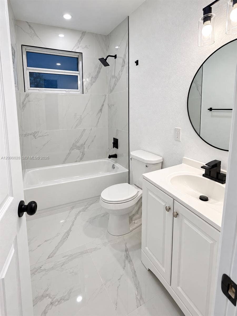 260 NE 42nd Court, Deerfield Beach, FL 33064 Photo 28