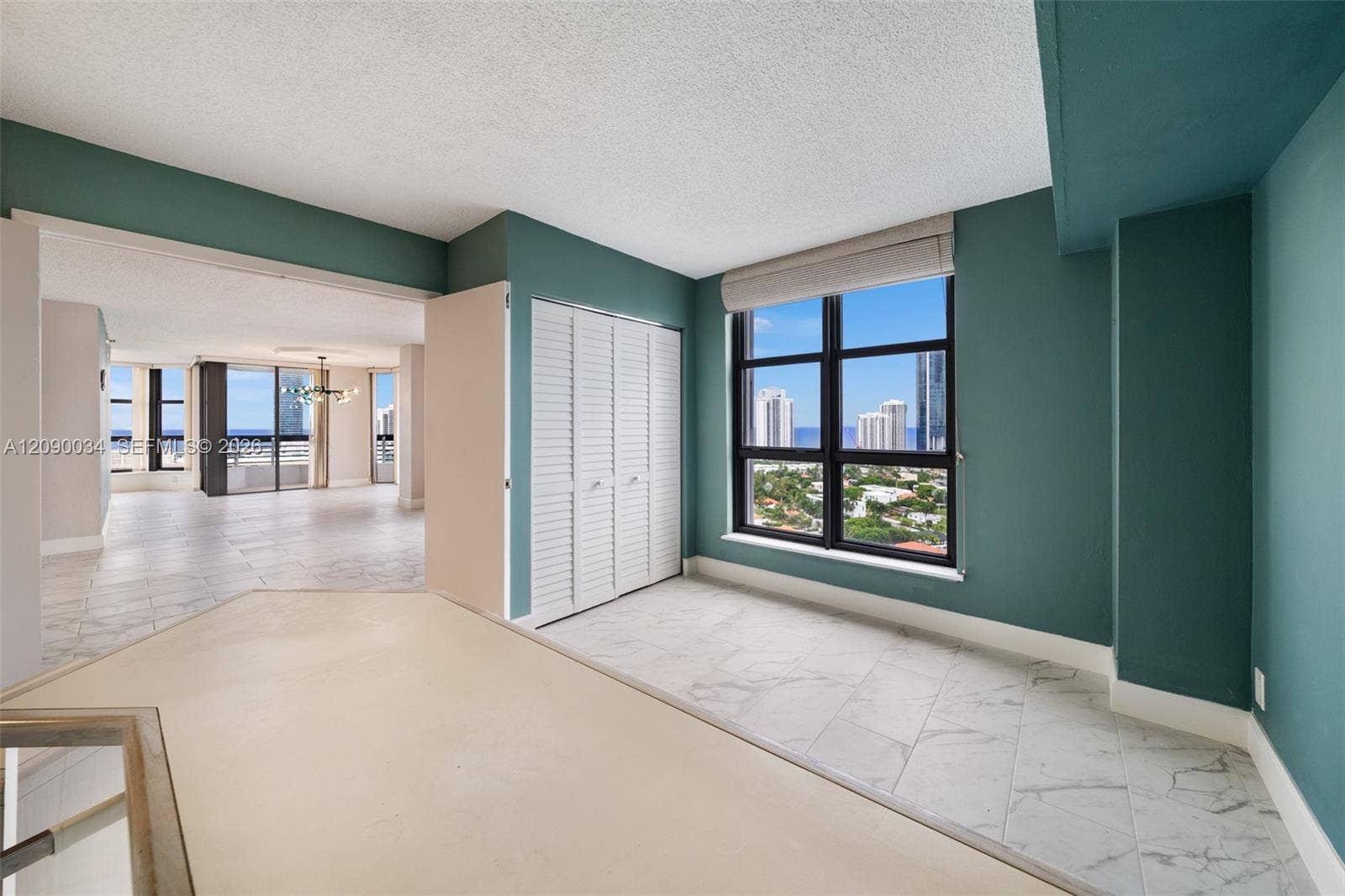 19195 Mystic Pointe Drive, #2406, Aventura, FL 33180 Photo 10