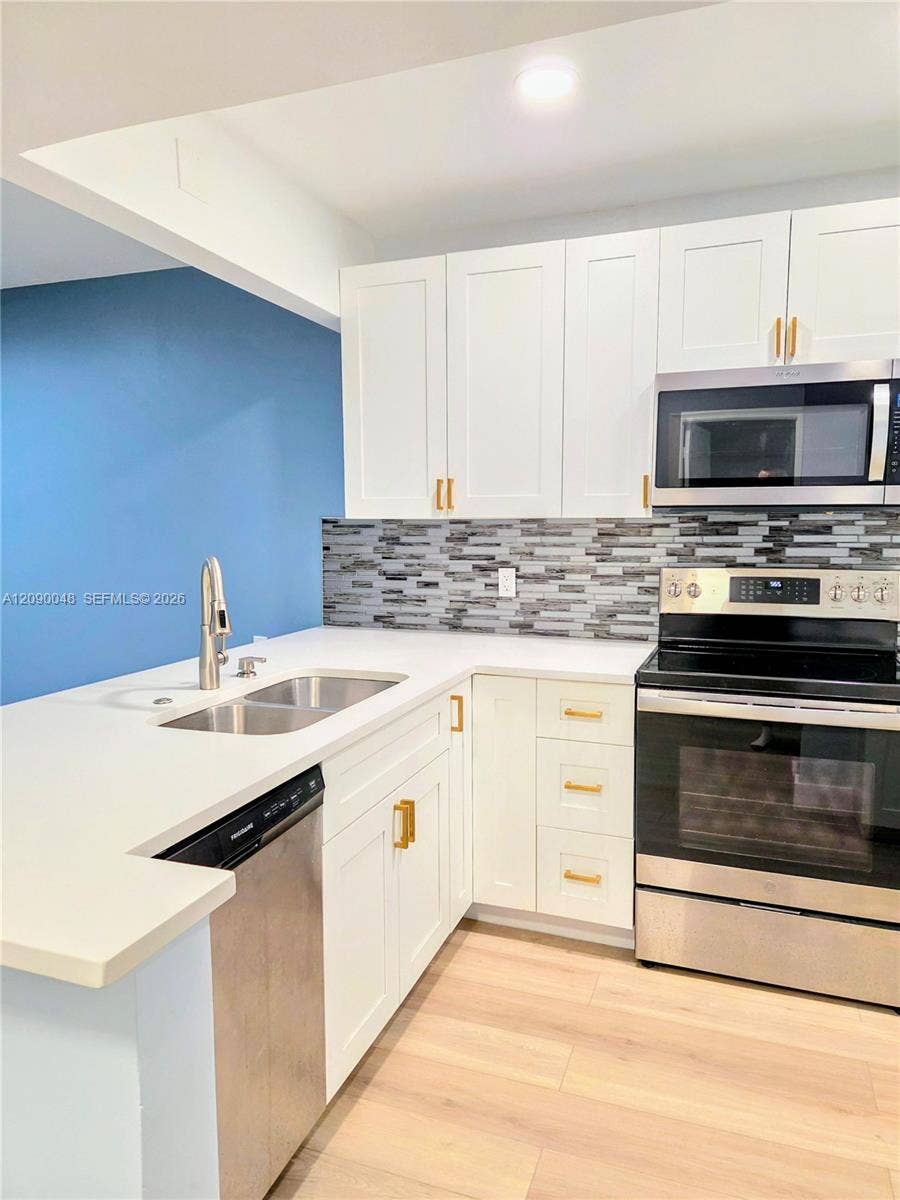 3605 S Ocean Boulevard, #210, South Palm Beach, South Palm Beach, FL 33480 Photo 2