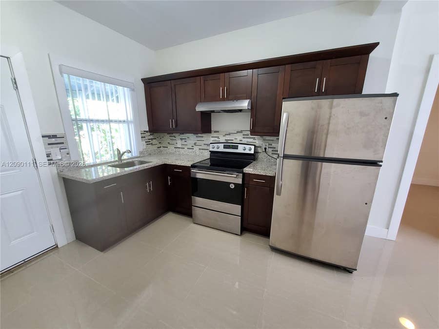 Property photo for Hollywood, FL