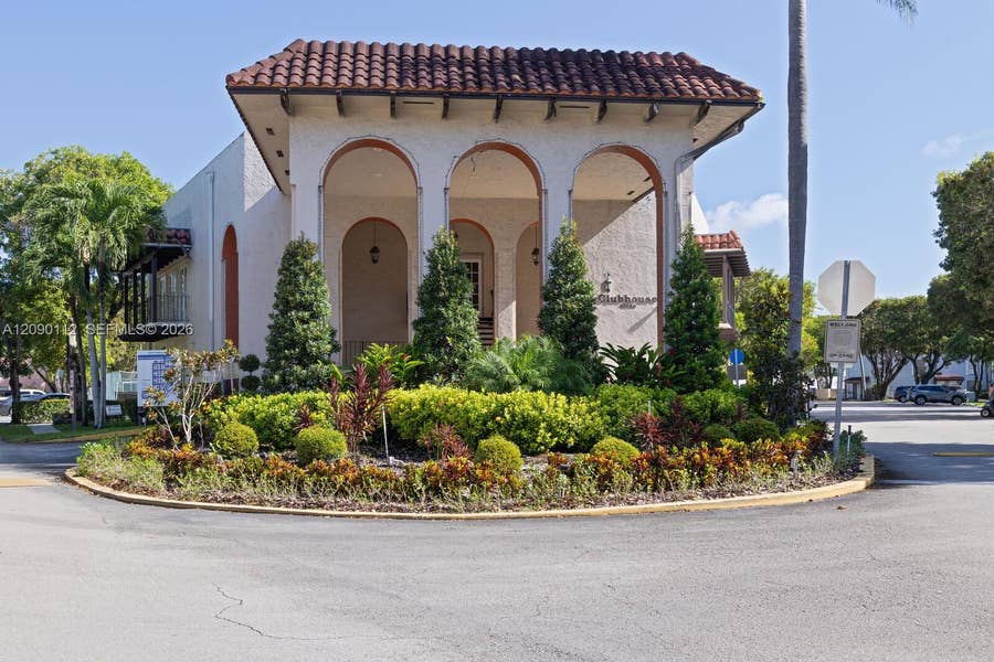 Property photo for 10816 N Kendall Drive, #R16, Miami, FL