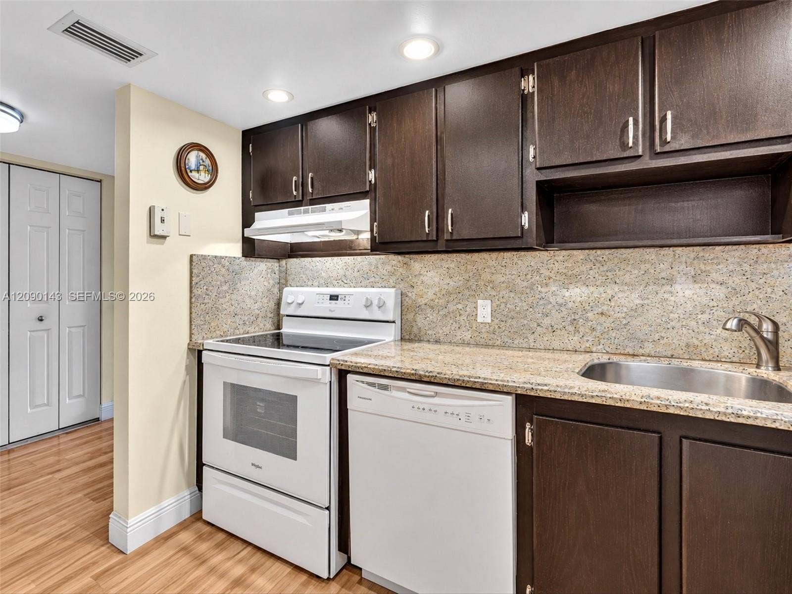 20379 W Country Club Drive, #332, Aventura, FL 33180 Photo 12