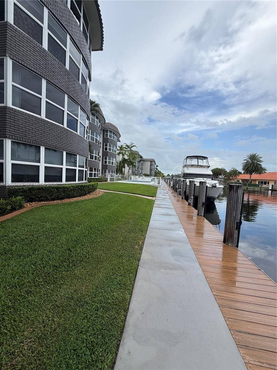 Fort Lauderdale, Fort Lauderdale, FL 33308 Photo 6