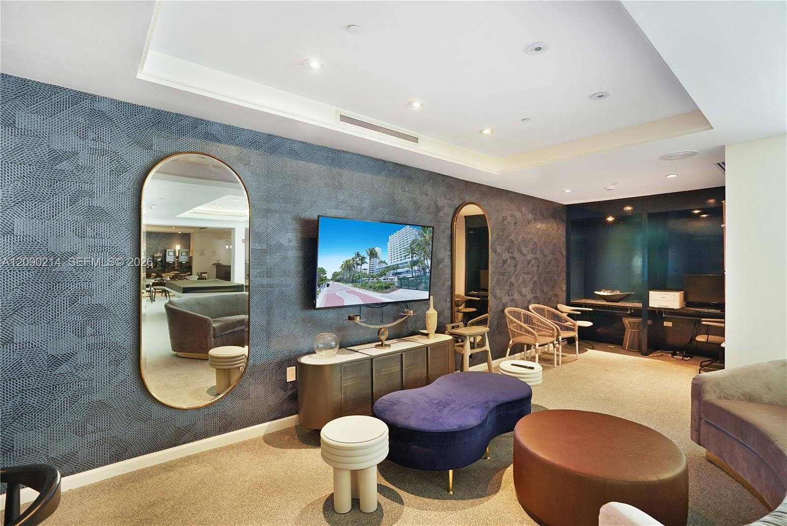 4391 Collins Avenue, #506/507, Miami Beach, FL 33140 Sorrento Owner's Lounge