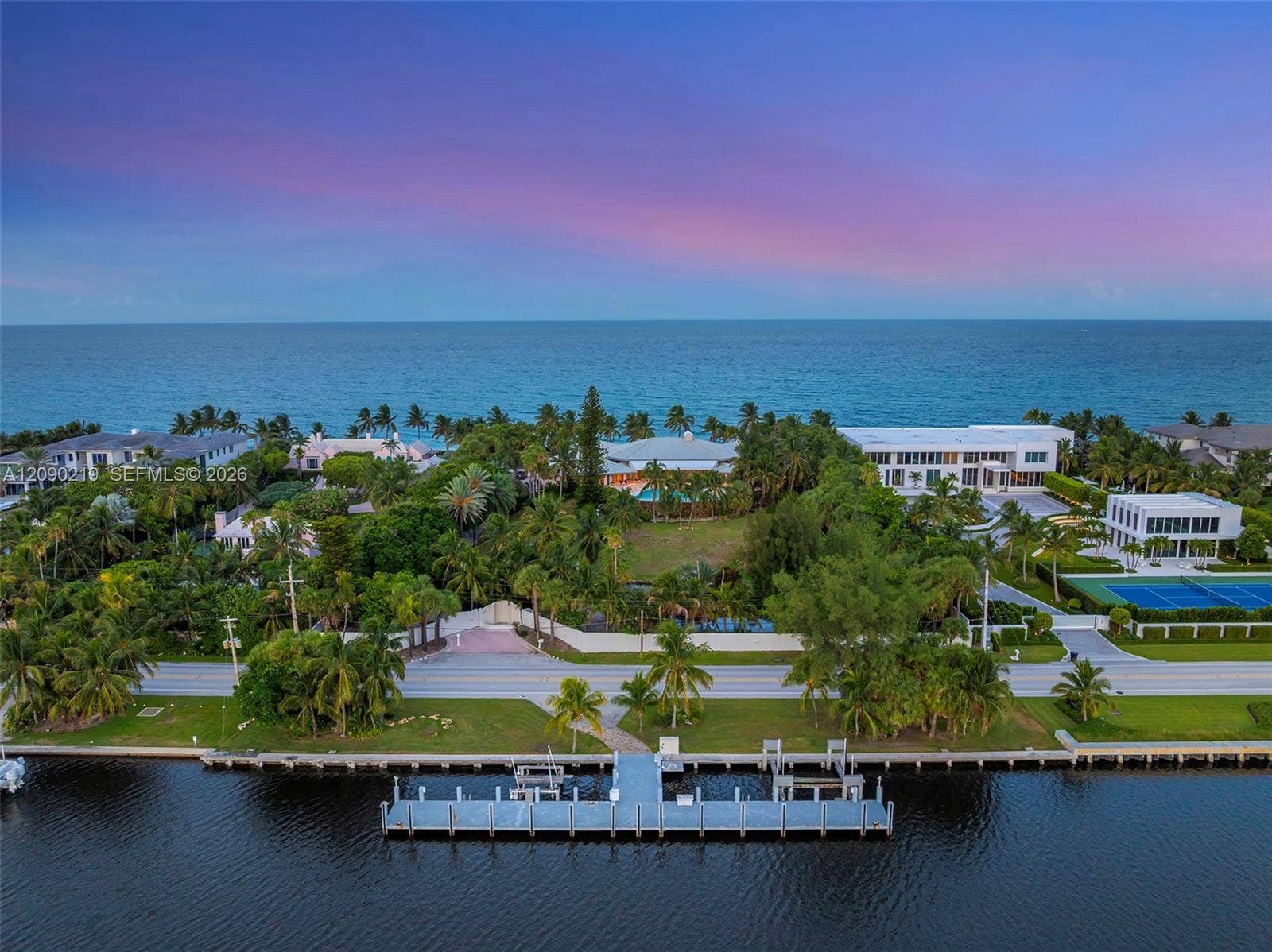 960 S Ocean Boulevard, Manalapan, FL 33462 Ocean-to-Intracoastal