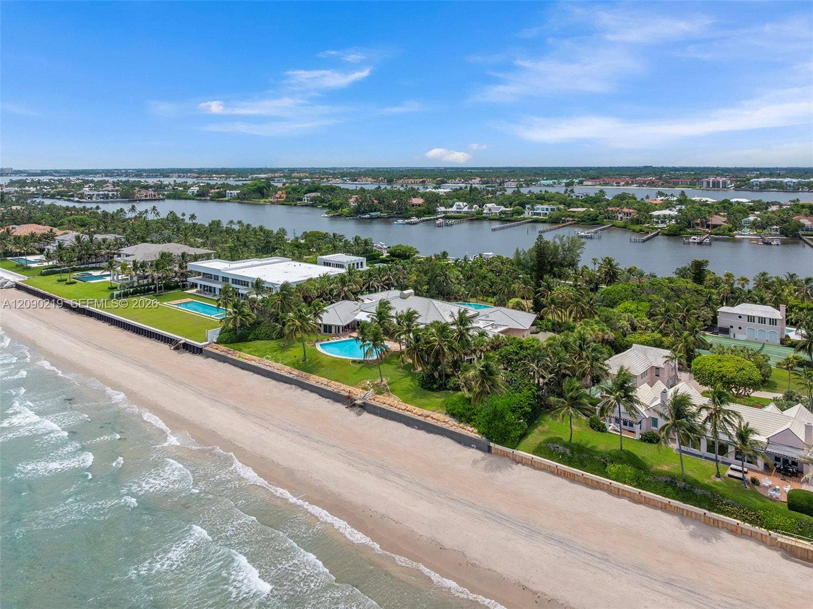 960 S Ocean Boulevard, Manalapan, FL 33462 250 ft ocean front