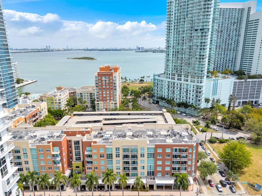 Property photo for 2001 Biscayne Boulevard, #3212, Miami, FL