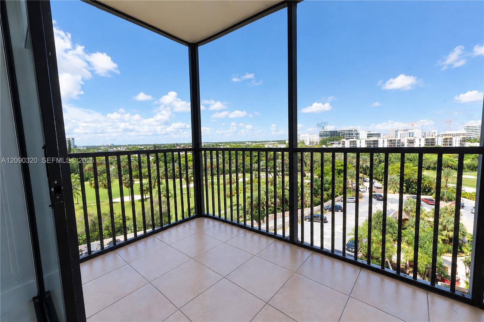 20301 W Country Club Drive, #930, Aventura, FL 33180 Photo 14