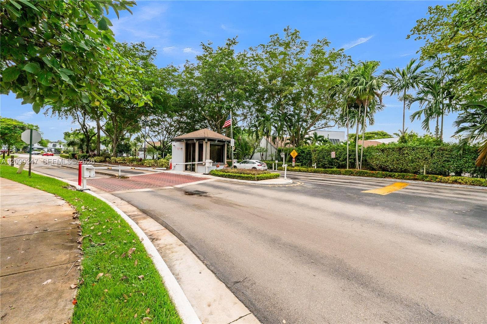 12317 NW 11th Street, Pembroke Pines, FL 33026 Photo 57