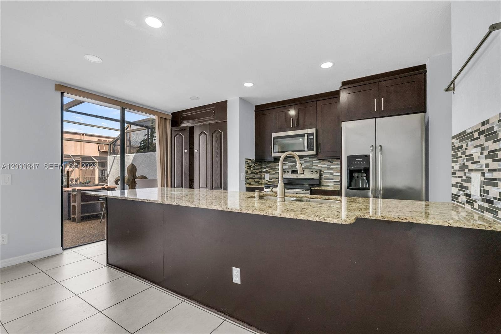 12317 NW 11th Street, Pembroke Pines, FL 33026 Photo 4