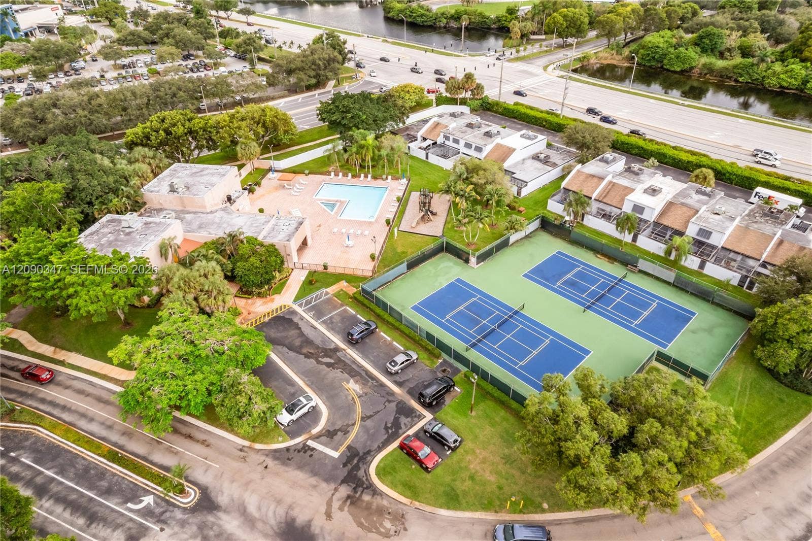 12317 NW 11th Street, Pembroke Pines, FL 33026 Photo 31