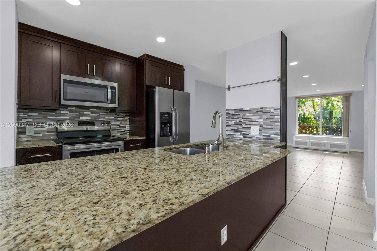 12317 NW 11th Street, Pembroke Pines, FL 33026 Photo 11