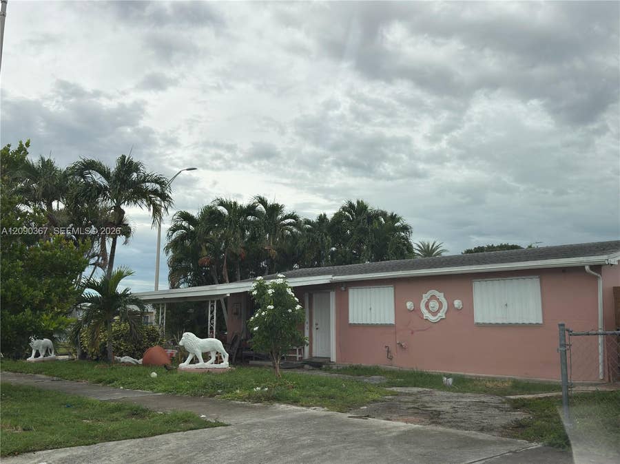 Property photo for 3205 W 14th Avenue, Hialeah, FL