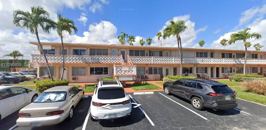 Property photo for 920 SW 11th Avenue, #9D, Hallandale Beach, FL