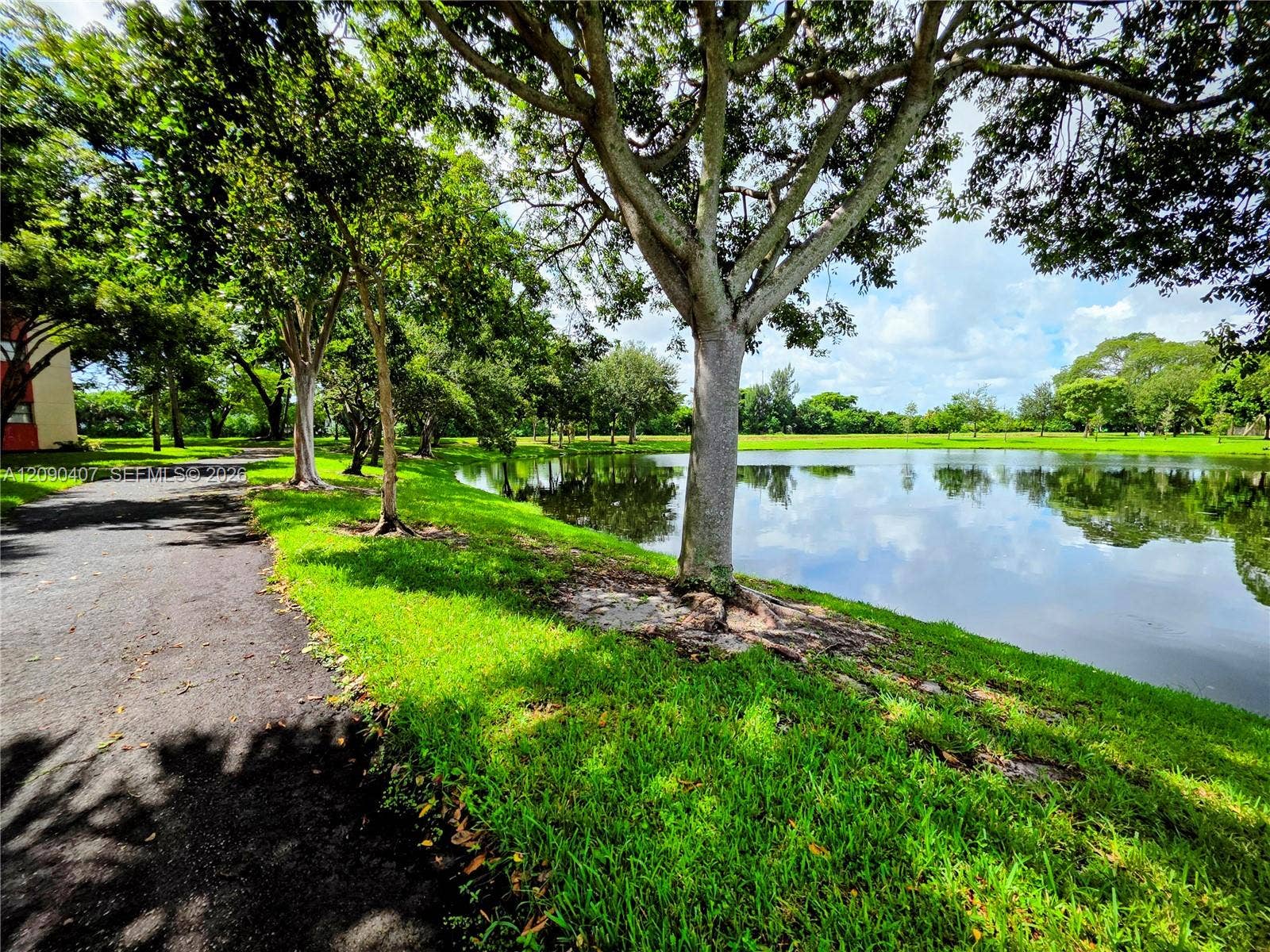 2212 S Cypress Bend Drive, #301, Pompano Beach, Pompano Beach, FL 33069 Photo 23