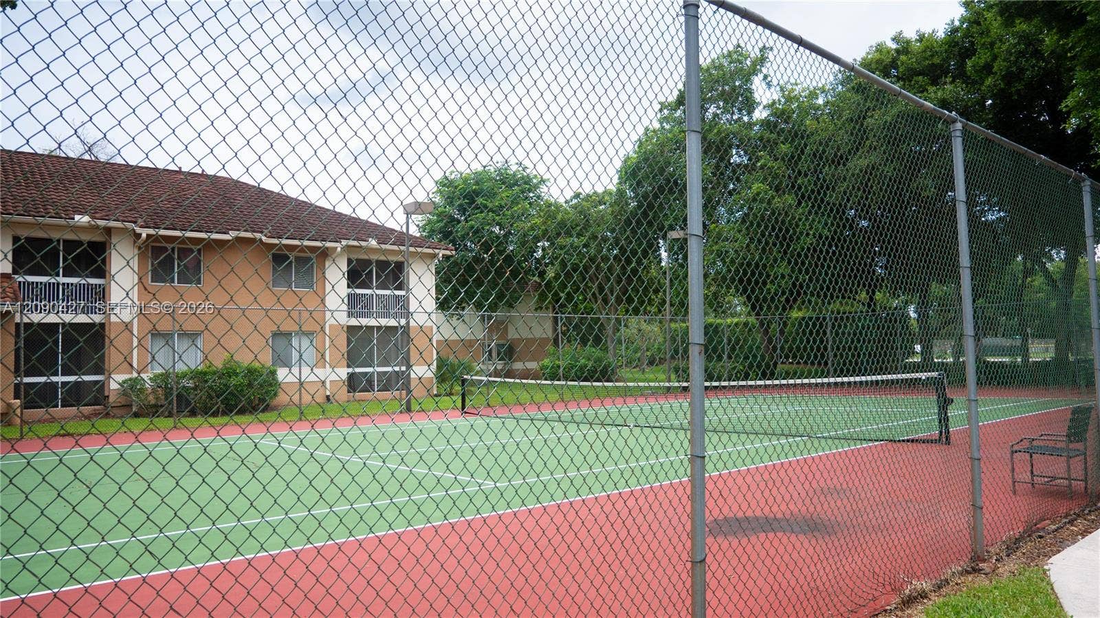 Photo 26