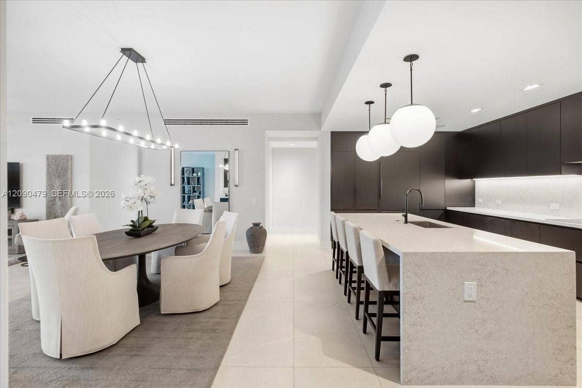 160 Isle Of Venice Drive, #PH3, Fort Lauderdale, FL 33301 Photo 10