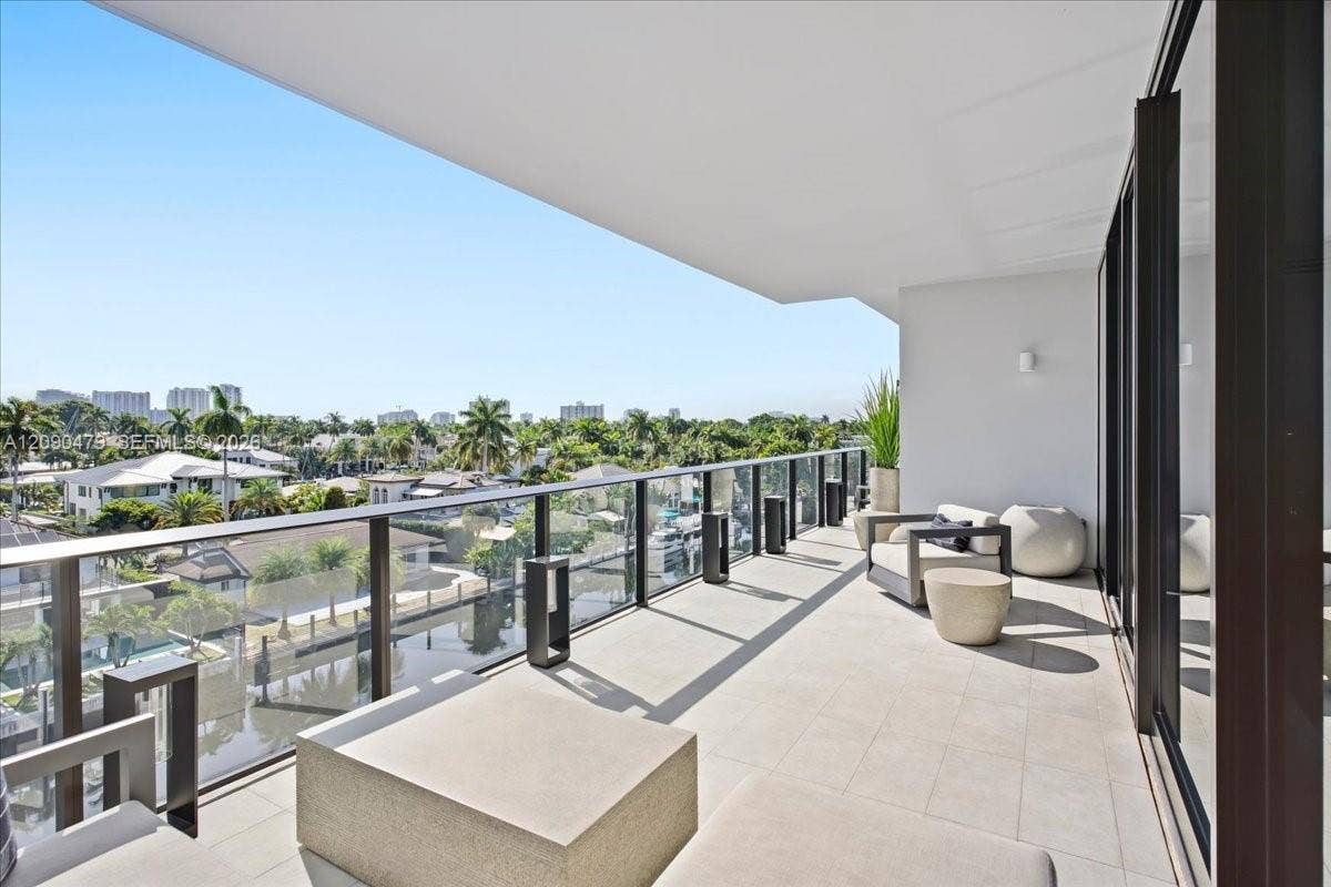 160 Isle Of Venice Drive, #PH3, Fort Lauderdale, FL 33301 Photo 20