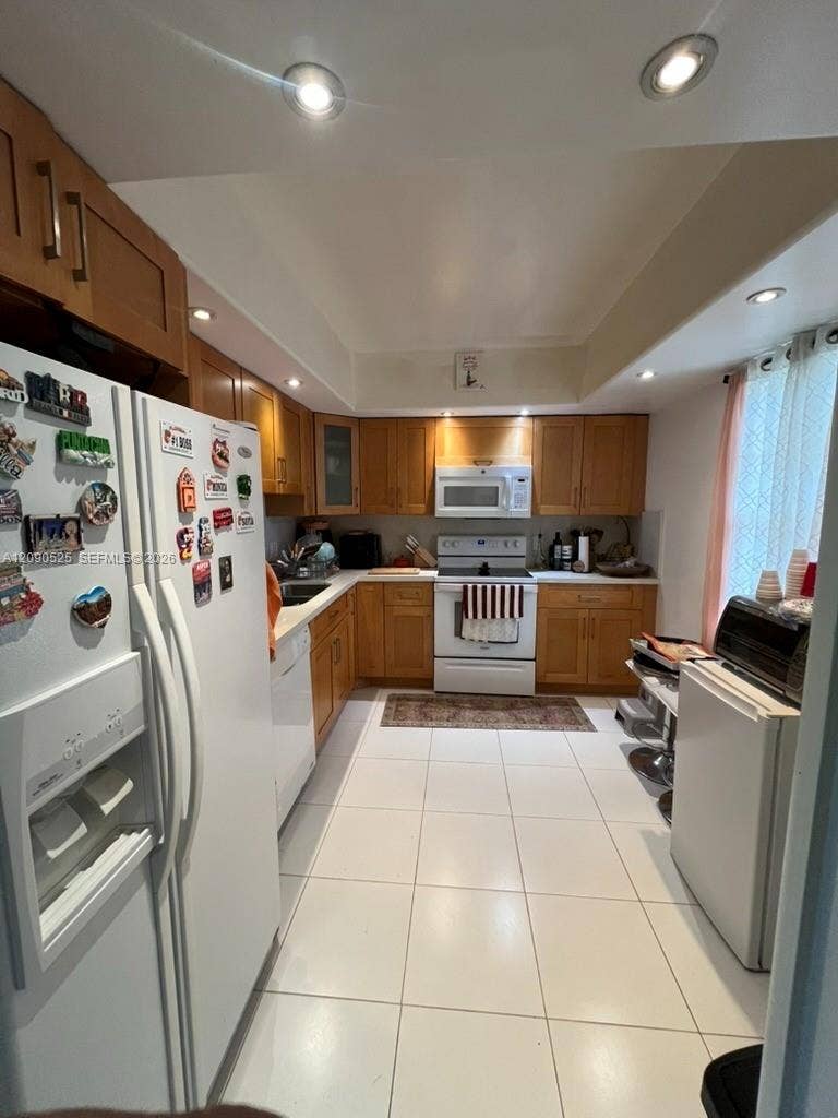 3980 Oaks Clubhouse Drive, #110, Pompano Beach, FL 33069 Photo 9