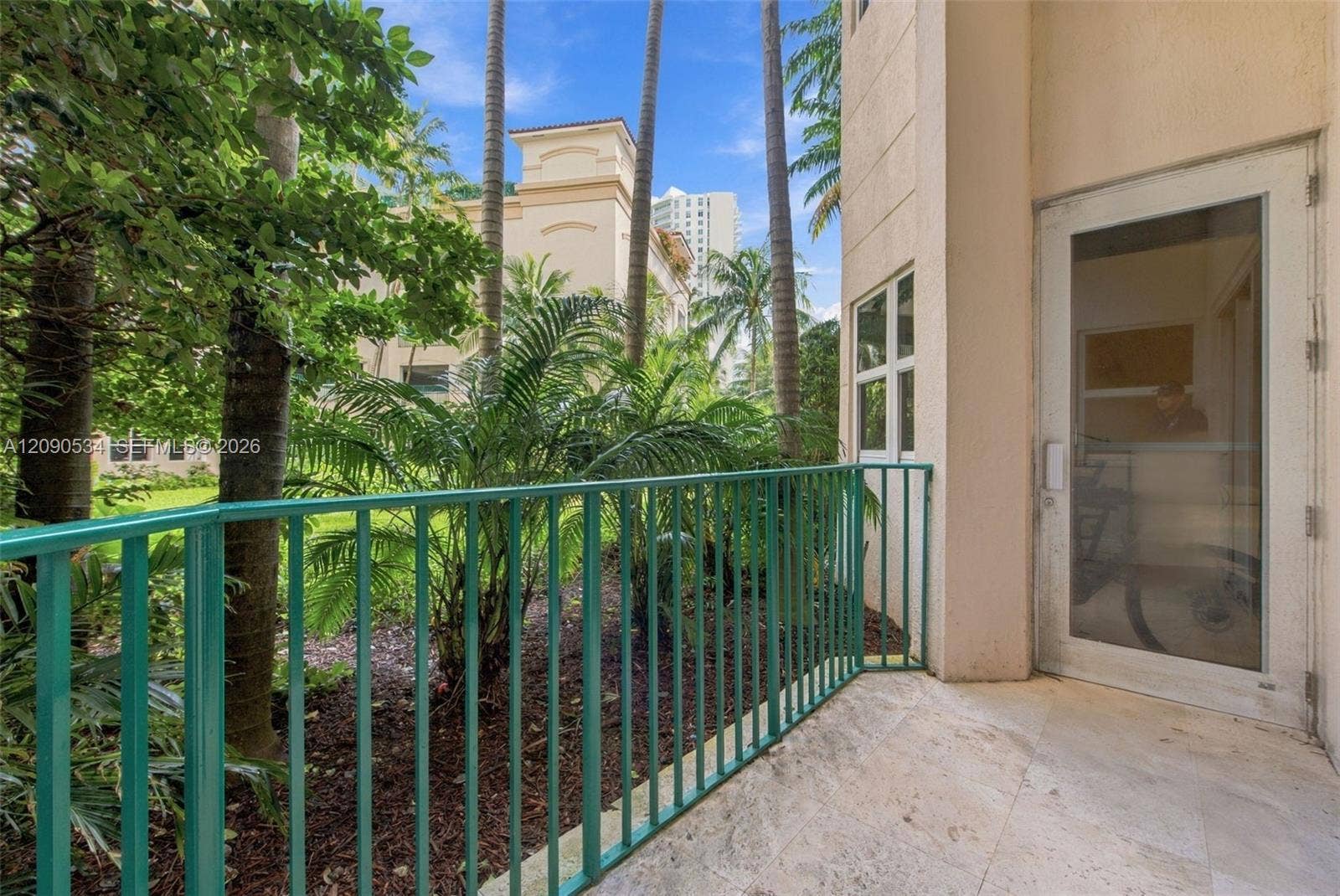 19900 E Country Club Drive, #116, Aventura, FL 33180 Photo 10