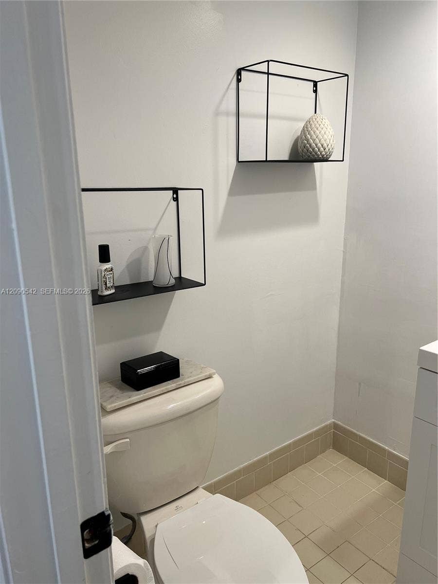 141 SW 96th Terrace, #305, Plantation, Plantation, FL 33324 Photo 5