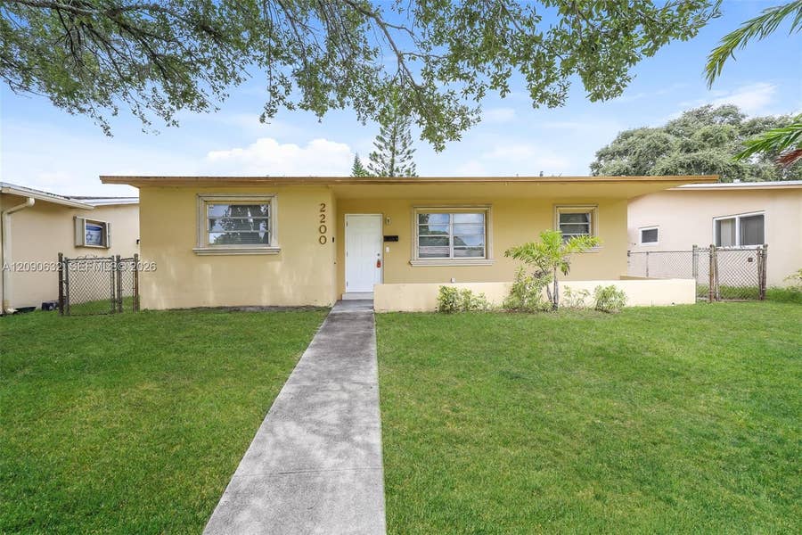Property photo for 2200 N 55th Avenue, Hollywood, FL