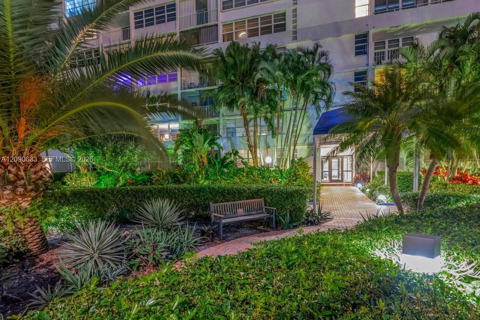 Fort Lauderdale, Fort Lauderdale, FL 33304 Photo 17