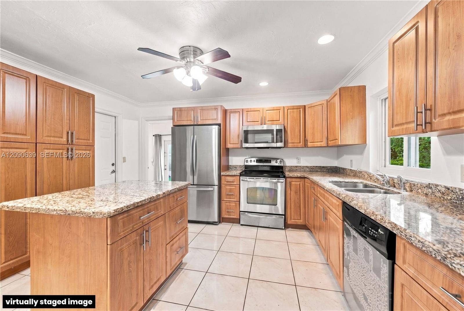 6700 NW 22nd Terrace, Fort Lauderdale, FL 33309 virtually staged