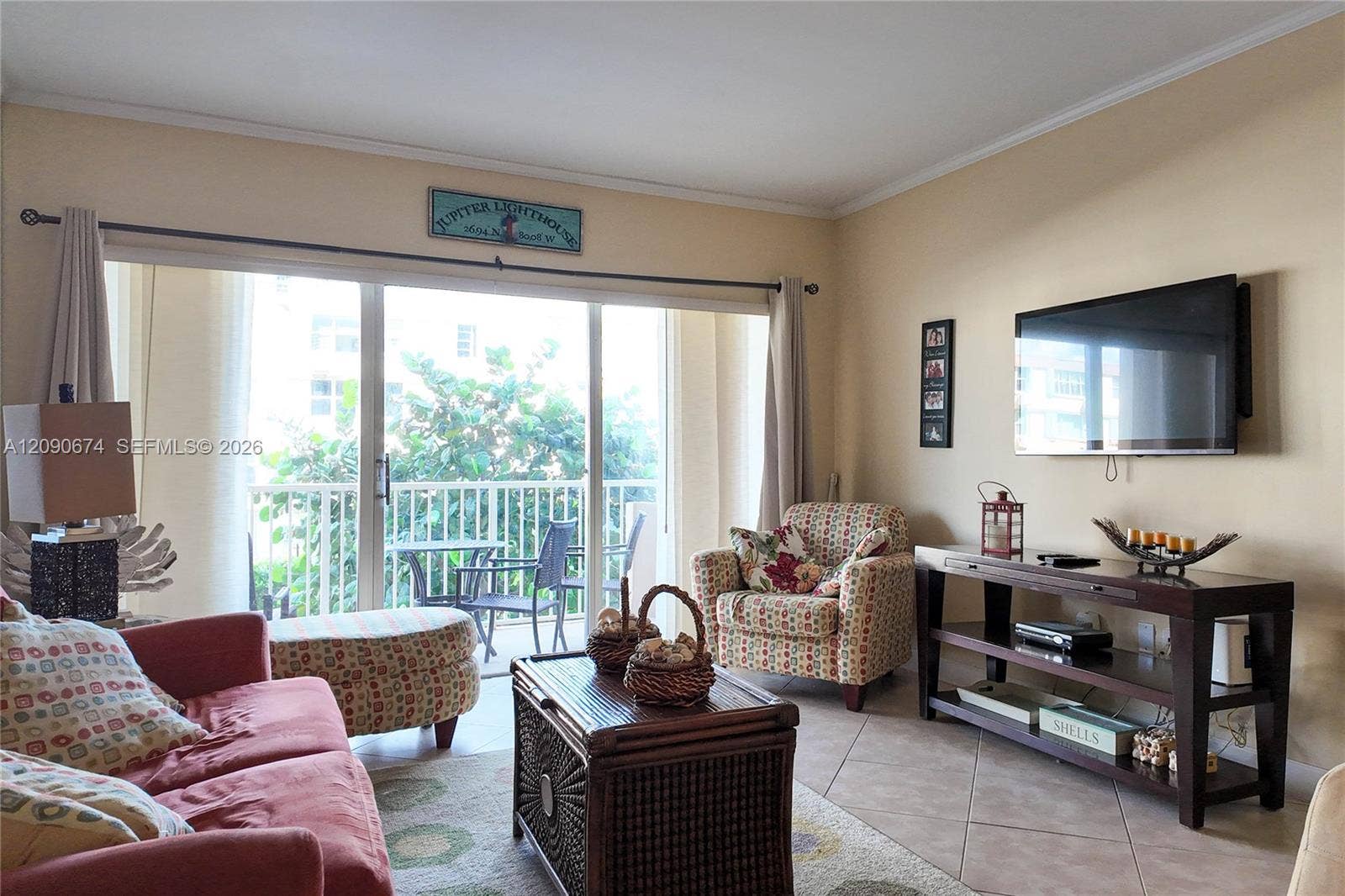Hallandale Beach, Hallandale Beach, FL 33009 Photo 4