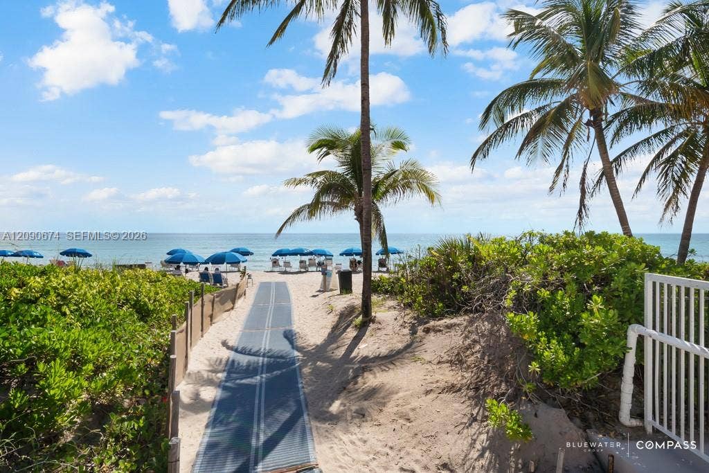 Hallandale Beach, Hallandale Beach, FL 33009 Photo 20