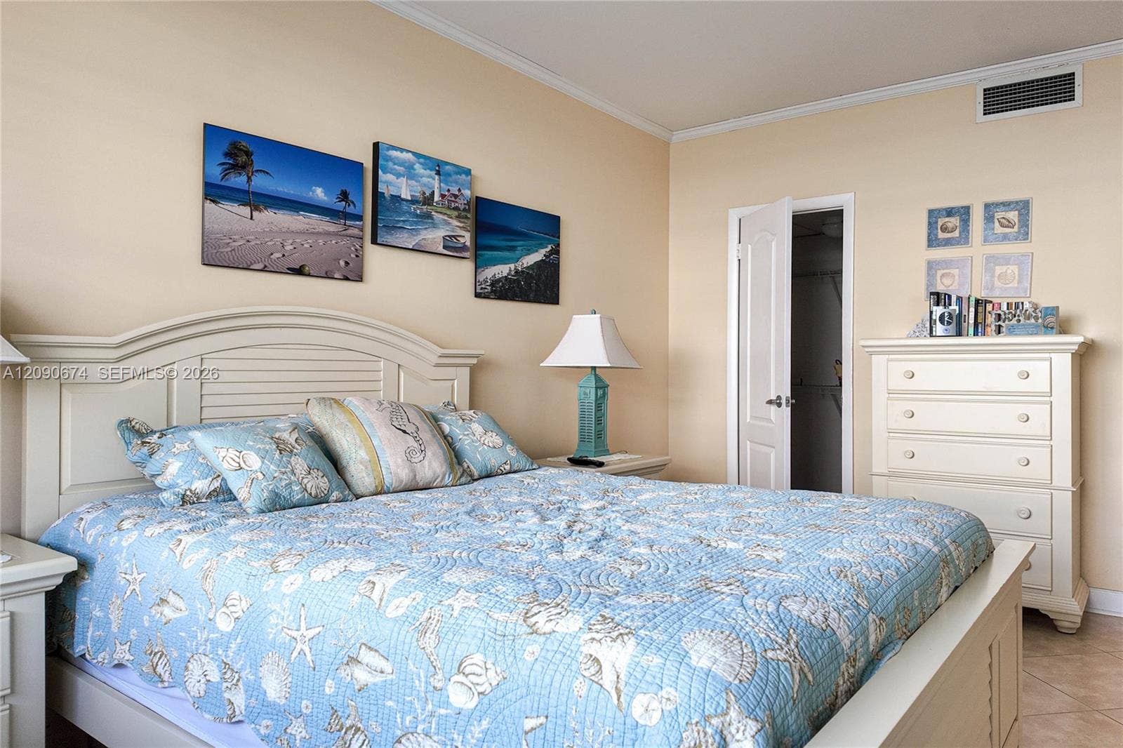 Hallandale Beach, Hallandale Beach, FL 33009 Photo 15