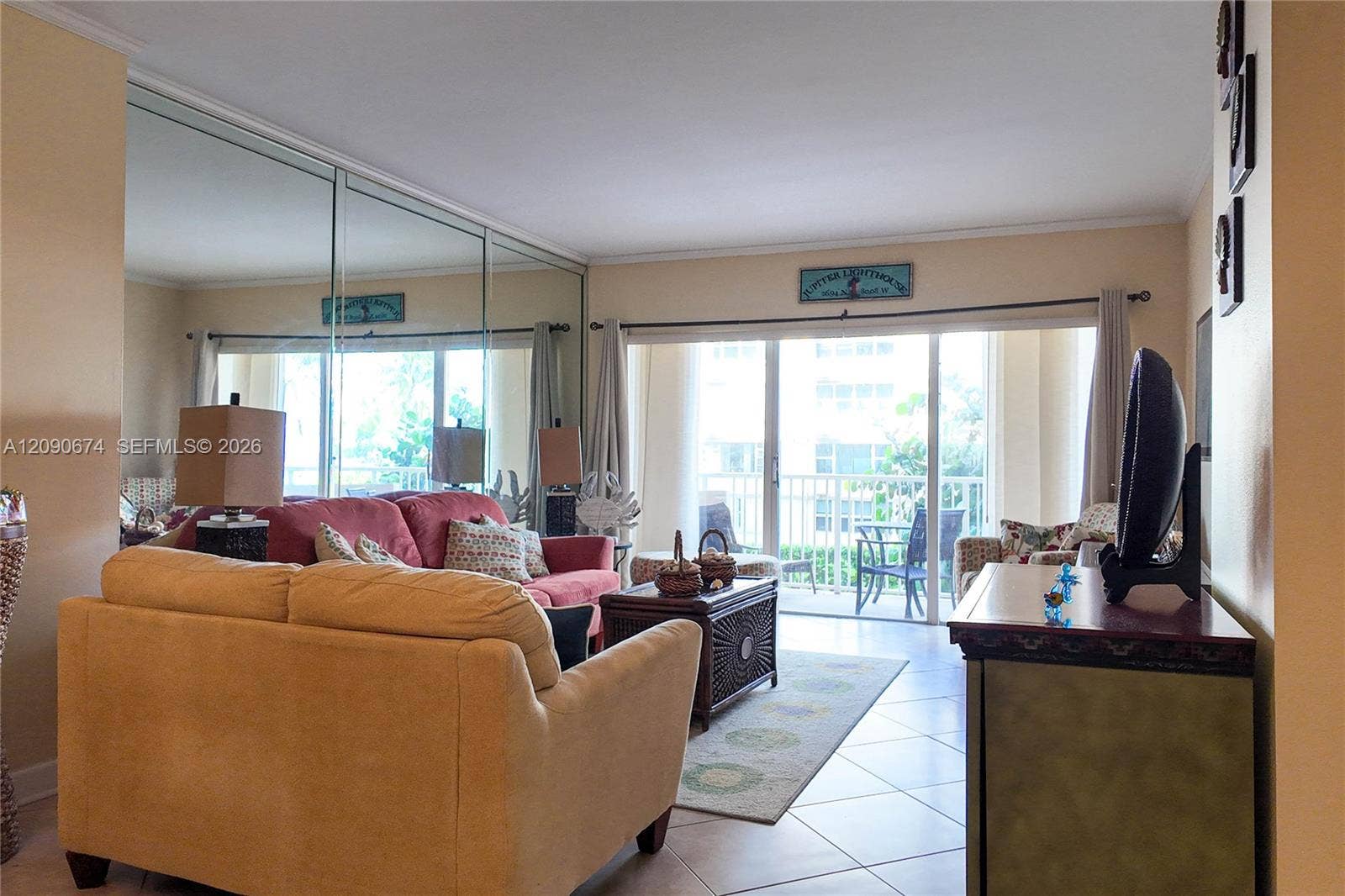 Hallandale Beach, Hallandale Beach, FL 33009 Photo 3