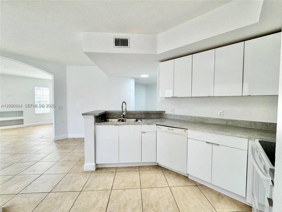 Property photo for 507 Belmont Lane, #507, North Lauderdale, FL