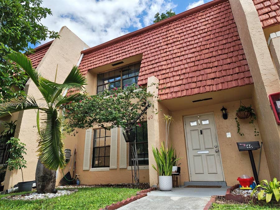 Property photo for 40 Pleasant Hill Lane, #40, Tamarac, FL