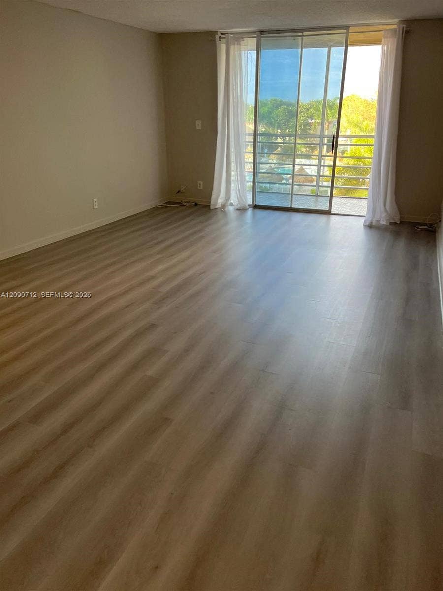 406 NW 68th Avenue, #405, Plantation, Plantation, FL 33317 Photo 5
