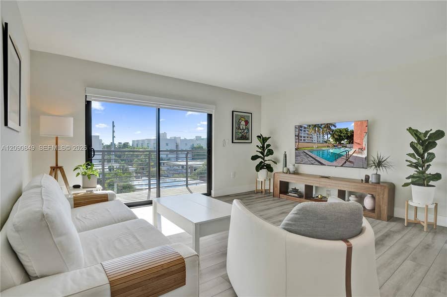 Property photo for Miami Beach, FL