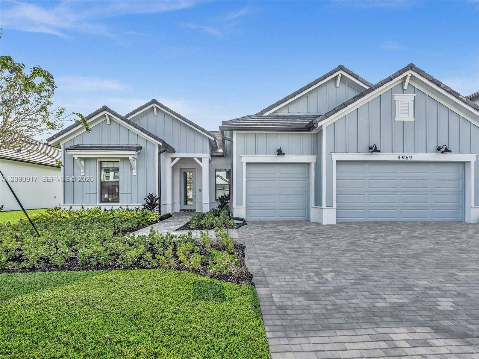 4969 Naugle Way, Davie, FL 33328 Photo 2