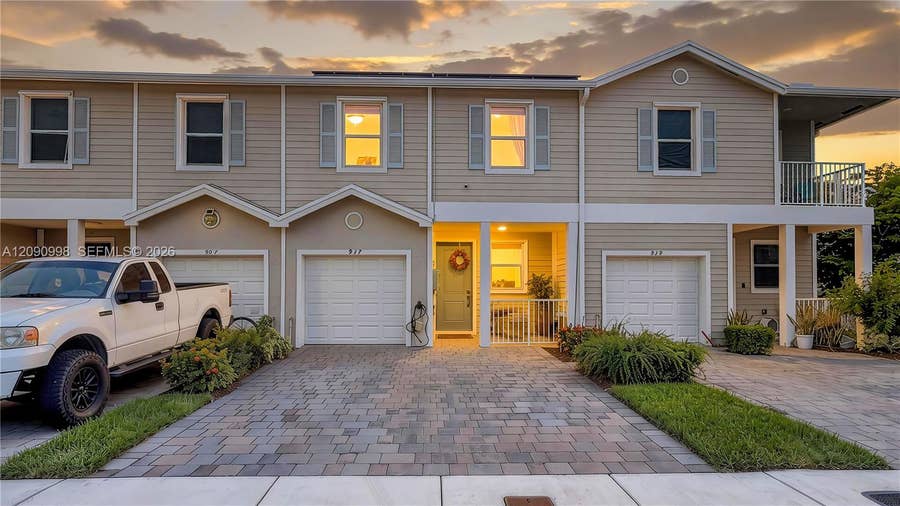 Property photo for 917 SE 17th Court, Homestead, FL