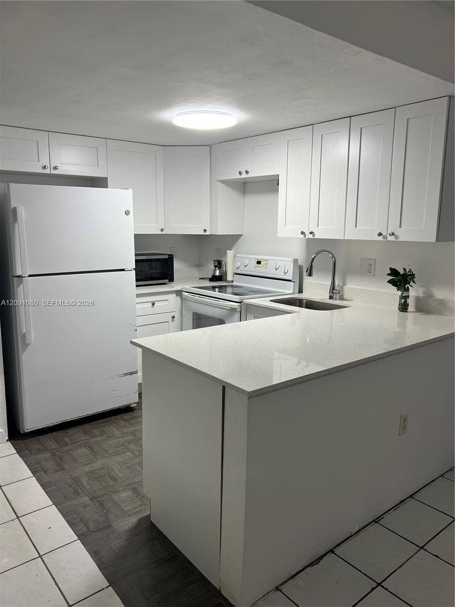 Property photo for 5366 W 26th Avenue, #121, Hialeah, FL