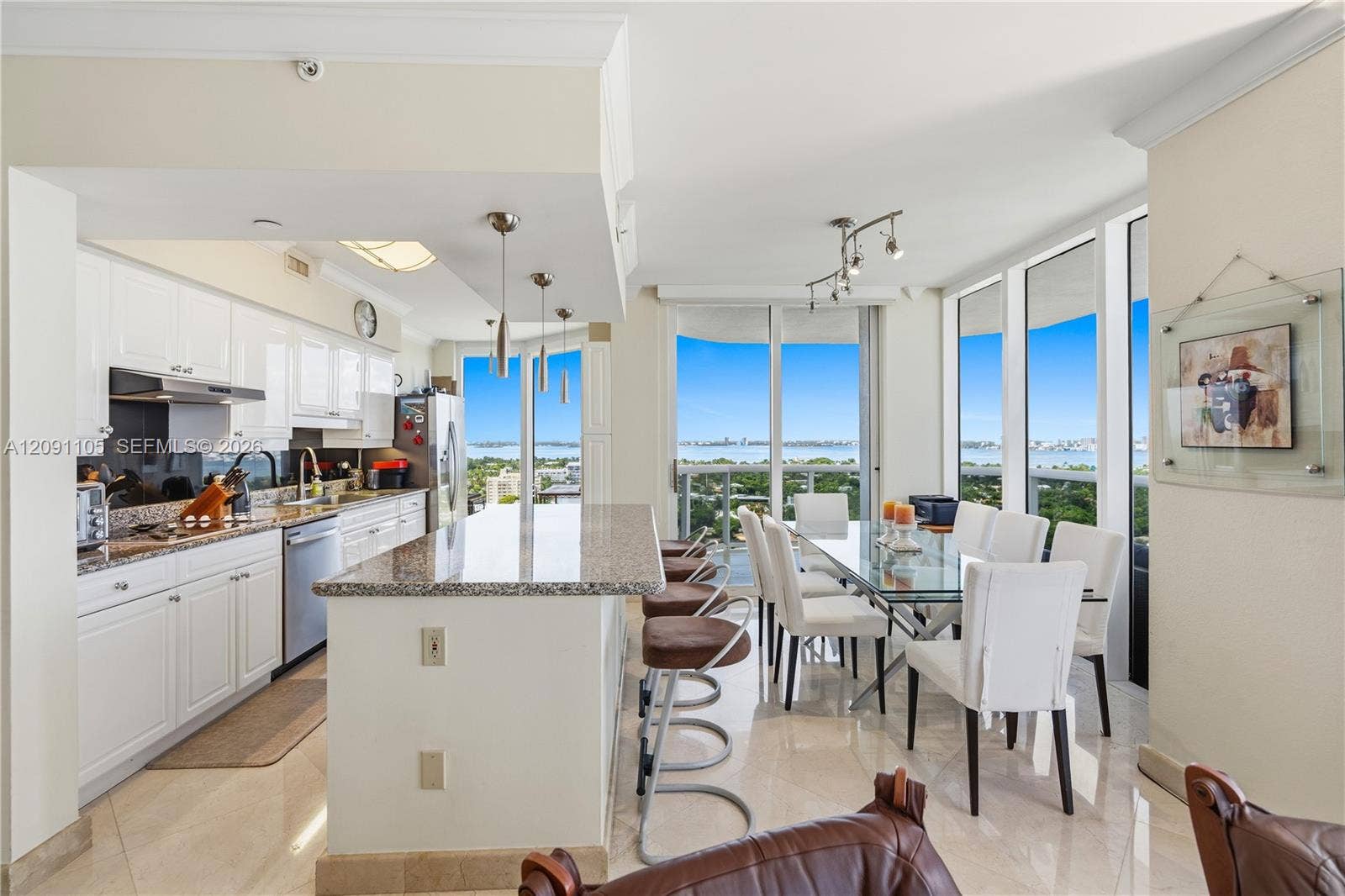 4775 Collins Avenue, #2207, Miami Beach, FL 33140 Photo 18