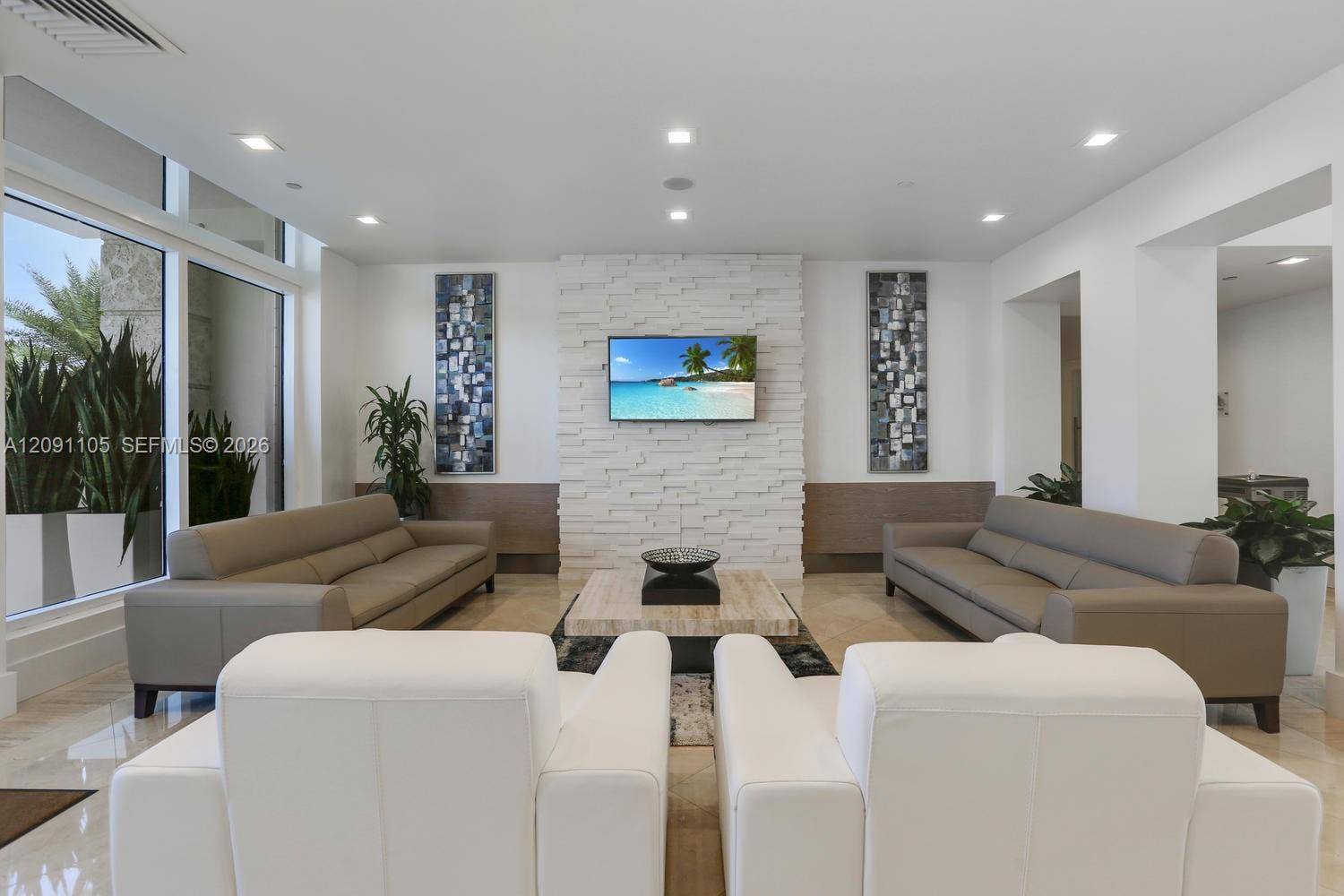 4775 Collins Avenue, #2207, Miami Beach, FL 33140 Clubhouse