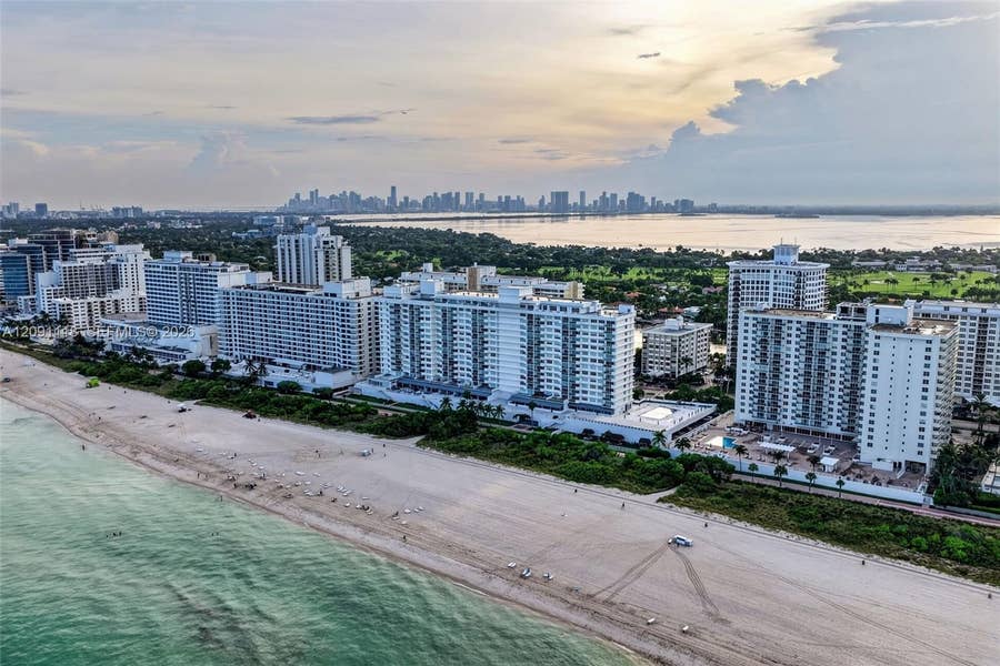 Property photo for 5601 Collins Avenue, #1716, Miami Beach, FL