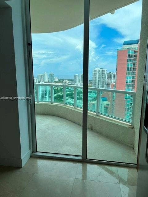 3330 NE 190th Street, #LPH14, Aventura, FL 33180 in kitchen