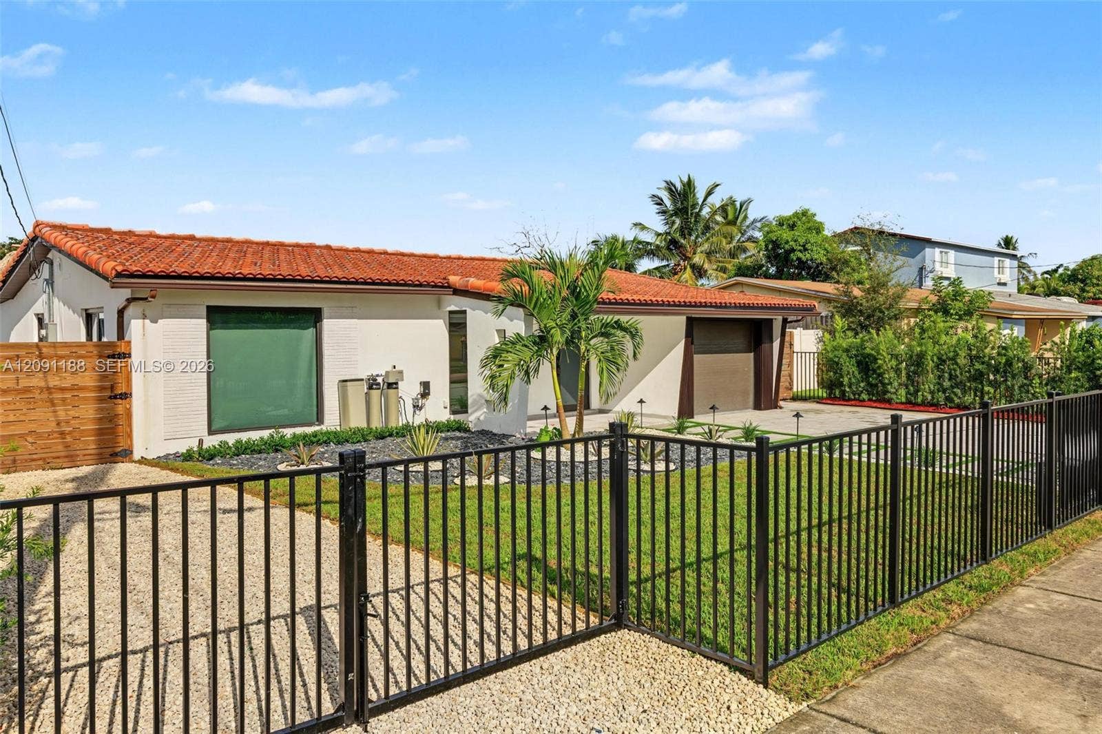 4611 SW 34th Avenue, Dania, Dania Beach, FL 33312 Photo 5