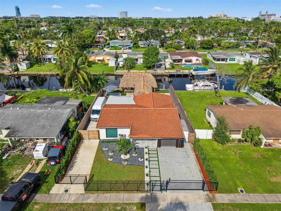 Property photo for 4611 SW 34th Avenue, Dania Beach, FL