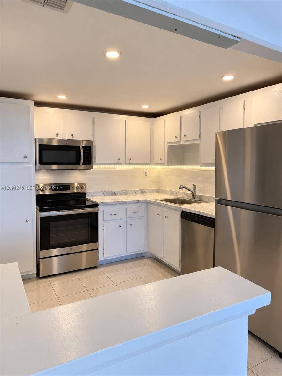 Property photo for 2761 Taft Street, #212, Hollywood, FL